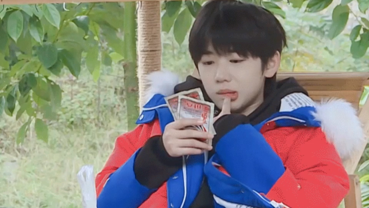 【ซ่งย่าเสวียน】“ขนมปังหวานใช่ไหม?” — ใช่เลย นี่คือขนมปังน้อยน่ารักบนโลกใบนี้นี่เอง