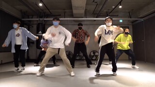 رقصة هاوس مفعمة بالروح! رقصة جوستيرك في استوديو S.One X Ye.g تسمى We Could Fly، رائعة جداً!