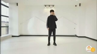 【Trương Yến Kỳ】Tiểu Kỳ ngốc nghếch nhảy theo điệu "Liên Minh Thất Tình"