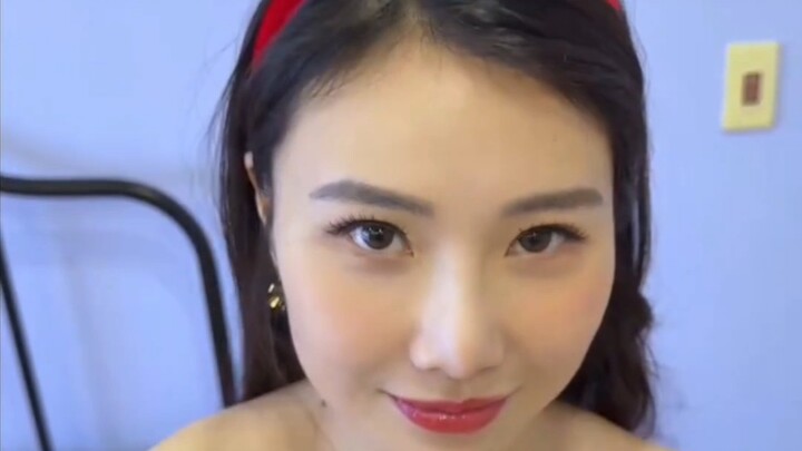 ความรู้สึกพิธีกรรมคริสต์มาสของภรรยาคนอื่น