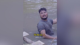 Vinh râu có vẽ thích tắm hồ tủ.m 😅 hàihước hài haitonghop comedyhaihuoc learnontiktok