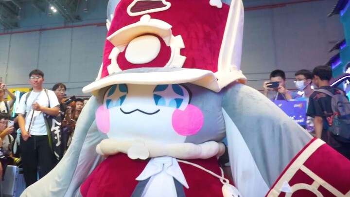 【BW2023】Super Pam is here! Adorable short-legged COS | VLOG premiere