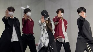 Siapa yang kamu pikirkan ketika mendengar lagu ini?