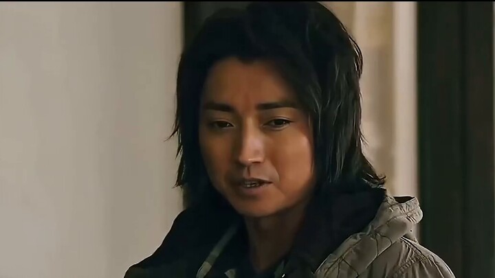 Có một máy tính đặc biệt trên đỉnh tháp. Người chơi đầu tiên lấy được nó có thể nhập bất kỳ số nào l