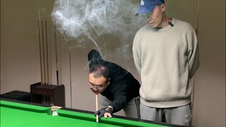 Chơi "thủ pháp" với tôi, có phải hơi...