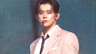 เวทีพิธีมอบรางวัล TXT Over The Moon+I’ll See You There Tomorrow