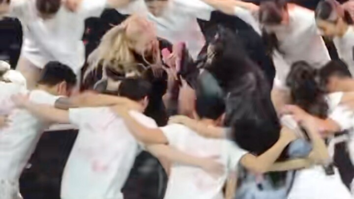 BLACKPINK BREAK DANCE