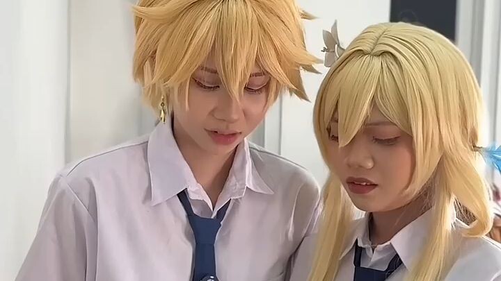 cosplay anime: anak SMP