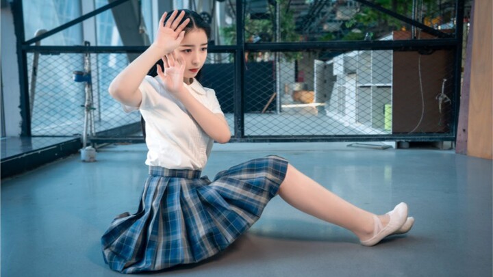 You grew up a lot the day you held back your tears. Lonely Hero Xiaoxun [Original Choreography]