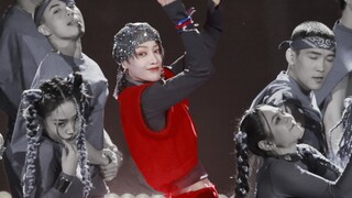 لا أريد التحدث مع من لم يشاهد هذا الفيديو المباشر! ليو يو شين تقدم عرضًا ساحرًا في نهائي الموسم الخا