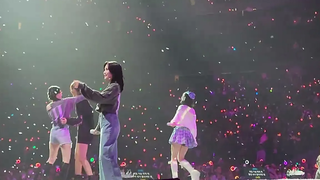 FANCAM 220226 (TWICE) คอนเสิร์ต 4th World Tour III นิวยอร์ก UBS Arena "Candy" + "Likey"