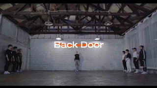[Stray Kids] 'Back Door' กับท่าเต้นสุดเท่ ห้องซ้อมVer.