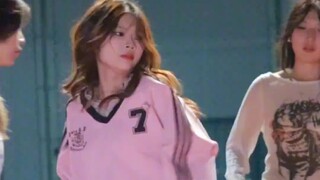 [Suzhou University of Science and Technology]: Domestic entertainment is harming female college stud