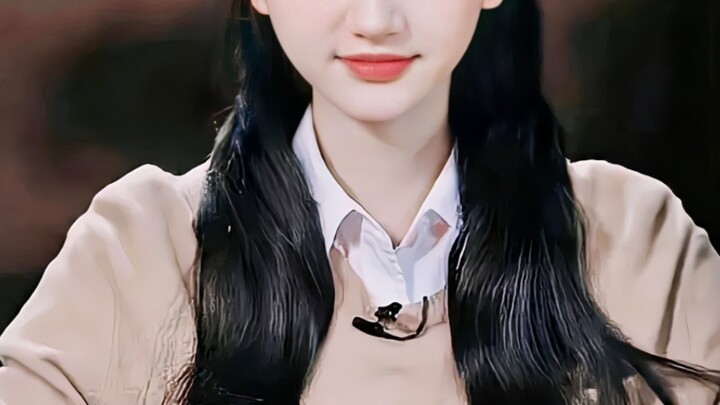 Wow! The beauty is so obedient!