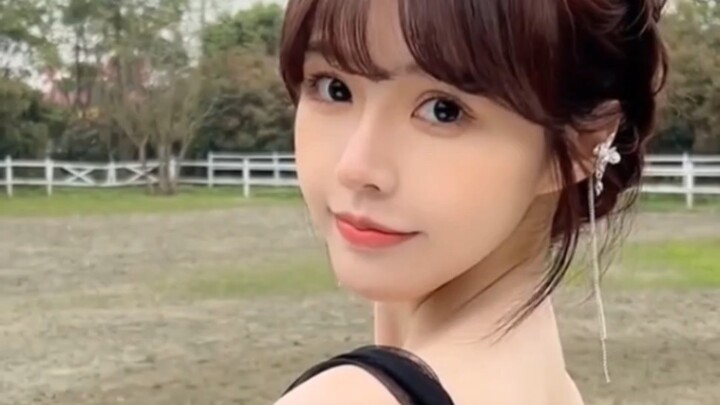 ได้ยินว่าฉันหน้าตาเหมือนมิอุจิเหรอ?
