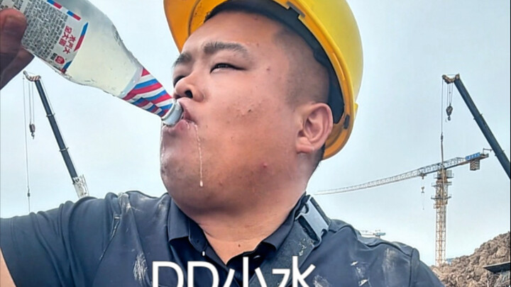 Cơm phủ kèm mì trộn!