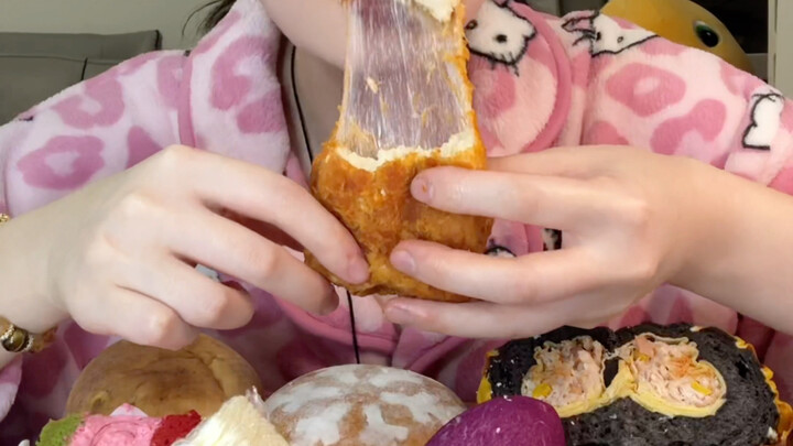 【เสี่ยวสือหน่ายสง】บุฟเฟ่ต์ขนมปังโฮมเมด 200 หยวน!