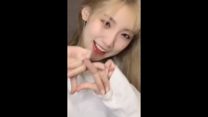 สาวน้อยที่ทั้งน่ารัก หวานแหวว และดุเดือด หวานจนซึ้งไปถึงใจฉันเลย วันนี้ปริมาณความหวานเกินพิกัดแล้ว!