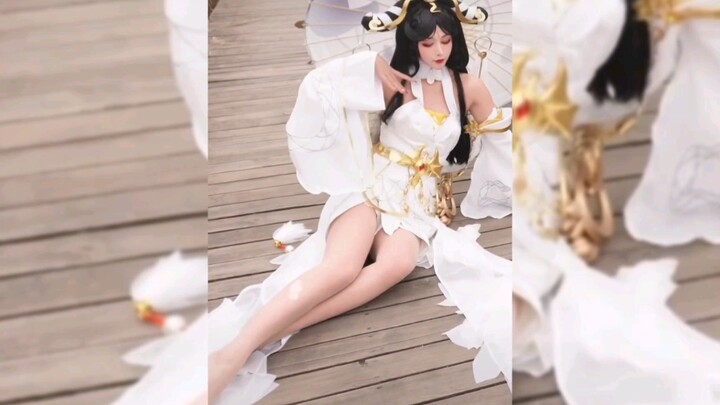 คุณอยากเล่นกับเฉียวตัวใหญ่ขนาดนี้ได้ยังไง?