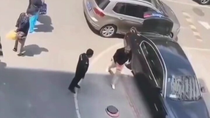 Tầm nhìn của bạn phải mở rộng ra chứ!