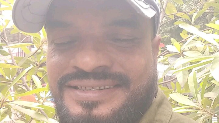 বুকে থাকা কষ্টগুলো কেউ দেখেনা