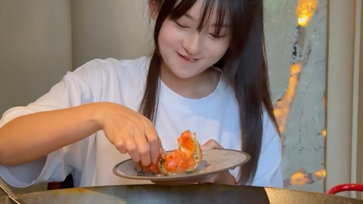 ข้าวผัดซีฟู้ดนี้ใครจะกินหมดได้ล่ะ?