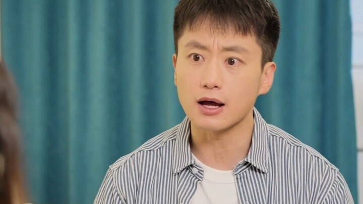 Mỗi lần ăn cơm là mẹ tôi lại múc sẵn cho tôi.