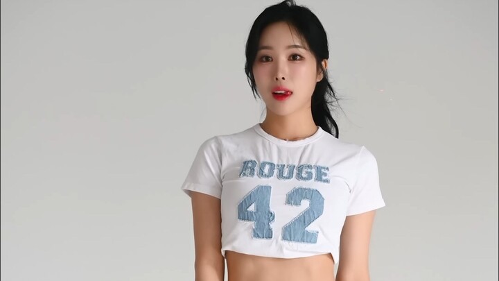 [4K] ฟานแคมแนวตั้งของเชียร์ลีดเดอร์ ‘Lee Rian (이리안)’ @นิตยสาร MAXQ (แมกซ์คิว) ฉบับเดือนกันยายนปกครอง