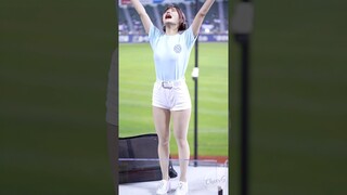 표정으로 소리지르는 홍라 ㅋㅋㅋ 최홍라 치어리더