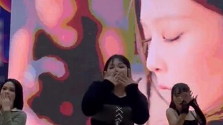 Video siaran langsung roadshow Jennie PINK VENOM | Siapa yang tak kuasa menahan sorak sorai itu! ! !