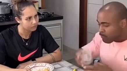 Chia sẻ những điều thú vị với người không hời hợt