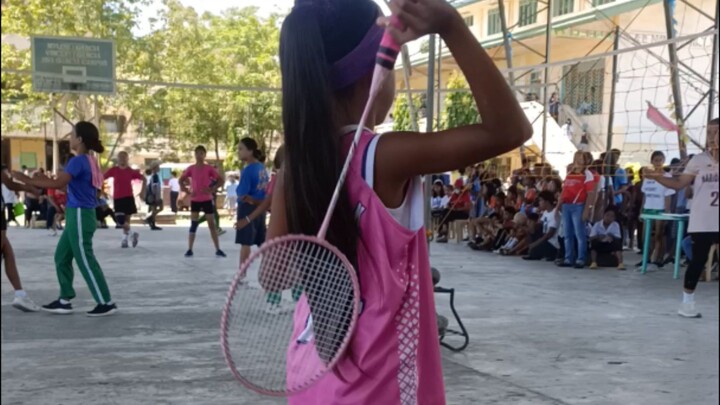 Badminton girl single