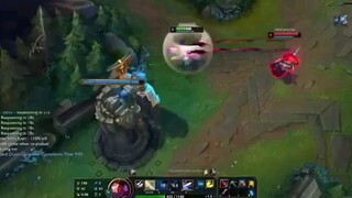 Lucian mid outplay đối thủ