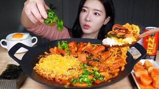 밥도둑 부대볶음 🌶 고추팍팍 라면사리에 치즈까지 먹방 ASMR MUKBANG | Stir-fried Sausages (Budae Bokkeum) & Chilies & Ramyun