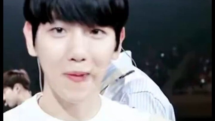Byun Baekhyun: You guys out there are slandering me, huh? 😱😤😡😂😂