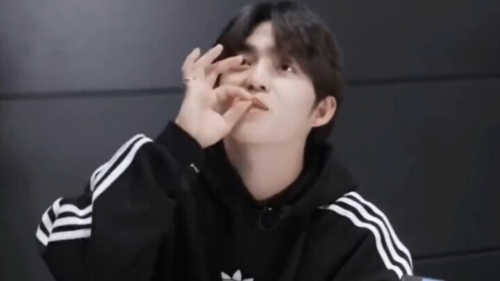 [Choi Seungcheol] The type who can get his father-in-law drunk just by taking him home