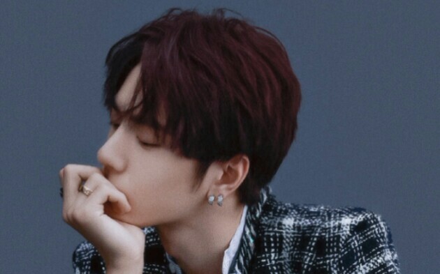 【UNIQ】آه! هذا السحر اللعين الذي لا مكان له في داخلي～