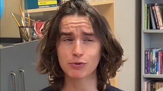 Anh chàng Đểu Cao Cấp thích toàn đi chỉnh sửa người khác, kiểu nhân cách phản bác: