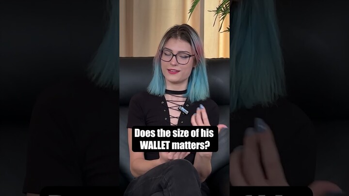 Does the size of his Wallet matters @TrixyBlue