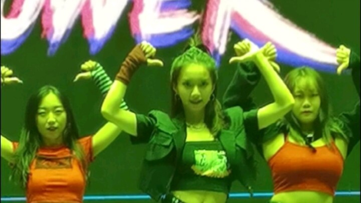 Tebak tarian dari sampul album: Idol wanita Nanjing Agricultural University aktif berinteraksi, Tomb