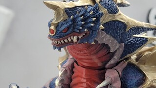 万代 SHF 最强合体兽欧布猛斯王 展示图