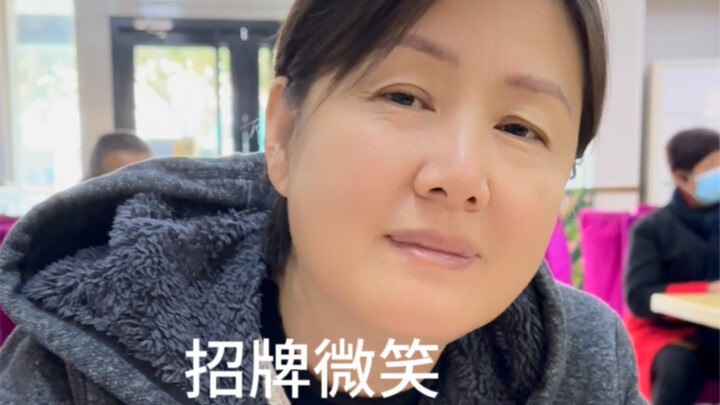 Bữa trưa bình dị bên mẹ