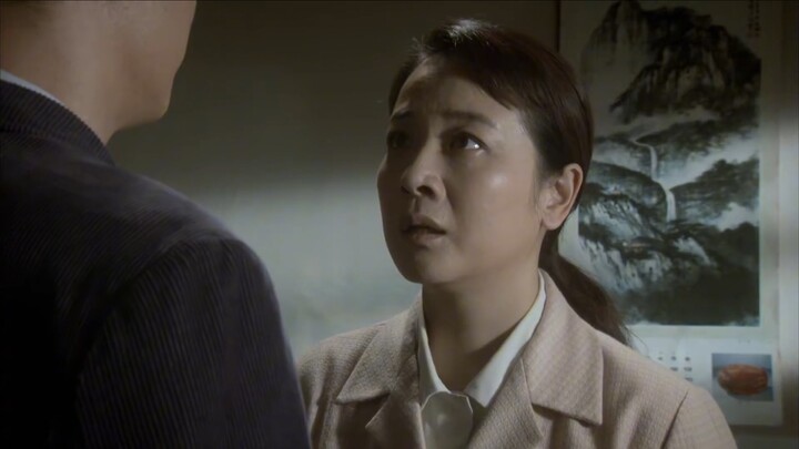 My Father and Mother: Chen Zhi resigns from office and leaves with nothing! Cuihua throws another ta