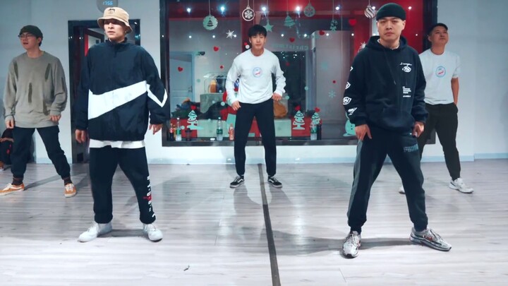 【CUBE Dance Studio】Rewards ท่าเต้นโดย Bobo & Wang Chao