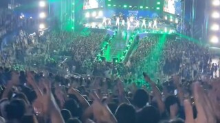 全场蹦迪！太阳Bang Bang Bang+Fantastic Baby校庆舞台