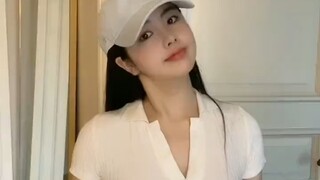 สาวหน้าอกโต