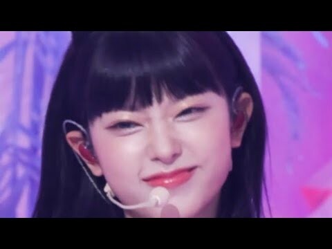 4 minutes of haerin moments because she is funny