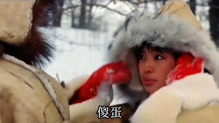 His little heart must be pounding! [捂眼][捂眼]