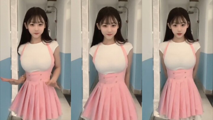 【เต้นในหอพัก】ชุดต่อสู้รุ่นสีชมพู นี่เพิ่มความแข็งแกร่งหรือลดความแข็งแกร่งกันแน่