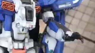 Saya menjatuhkan yang ini dan sekarang saya punya alasan untuk membeli yang lain...jangan membuangny